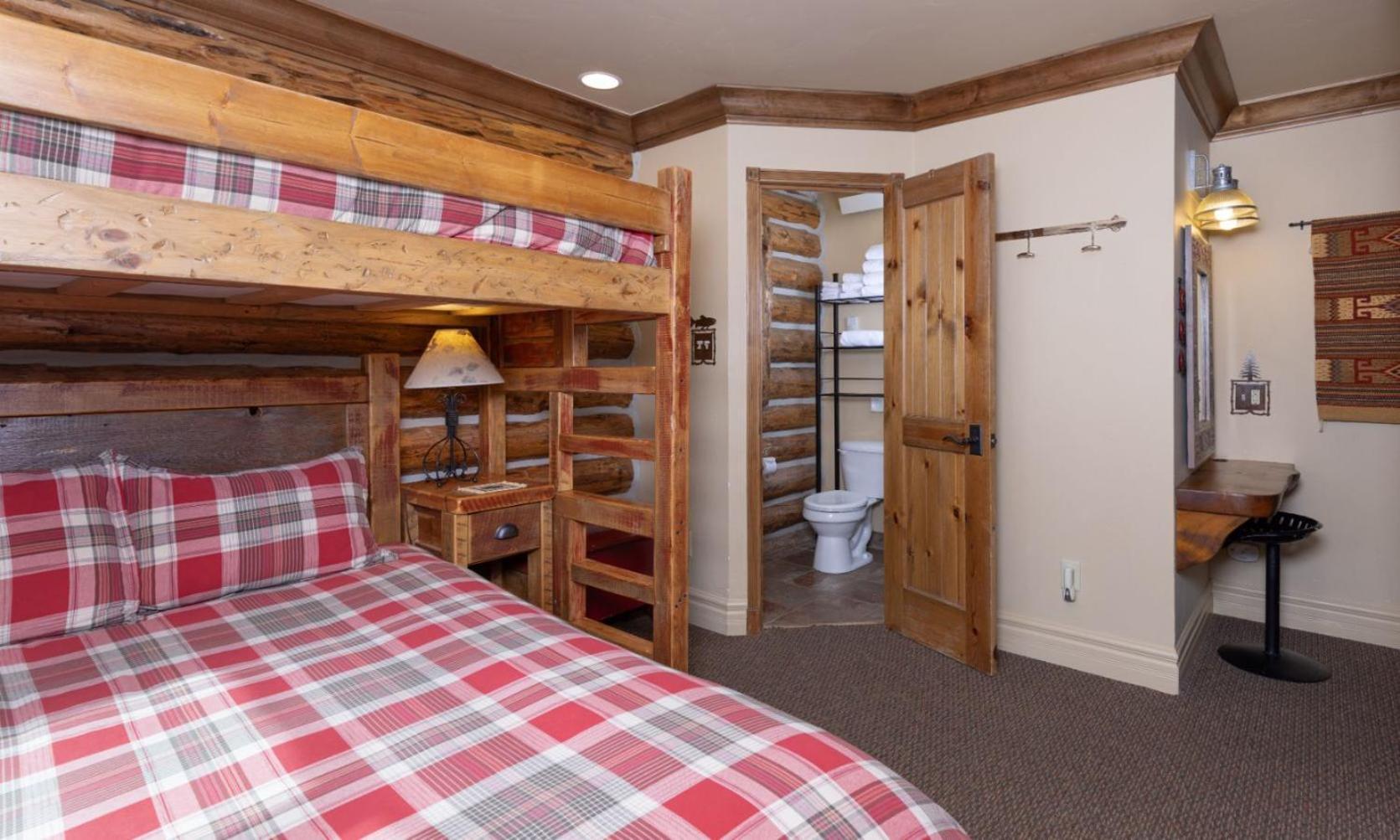 Cowboy Heaven Cabin 13 Bandit Big Sky Ngoại thất bức ảnh